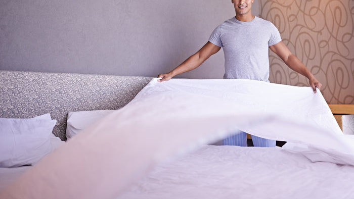 Bedding debate: top sheet