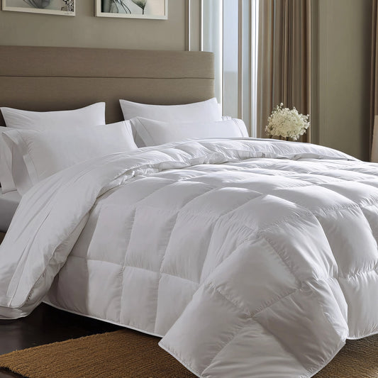 Monterey Light Weight White Down 400 Thread Count Comforter (Level 1)