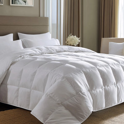 Monterey Light Weight White Down 400 Thread Count Comforter (Level 1)